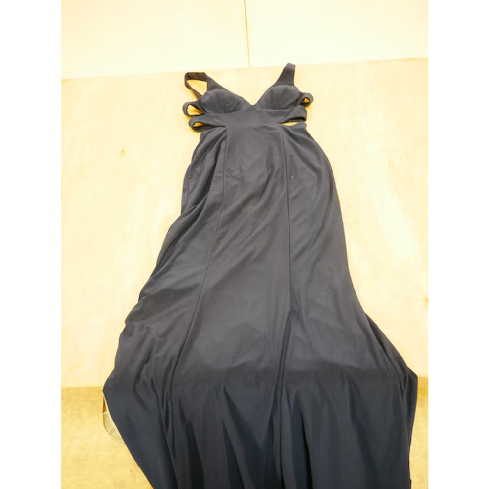 Faviana Dress Size 4 [A002764]